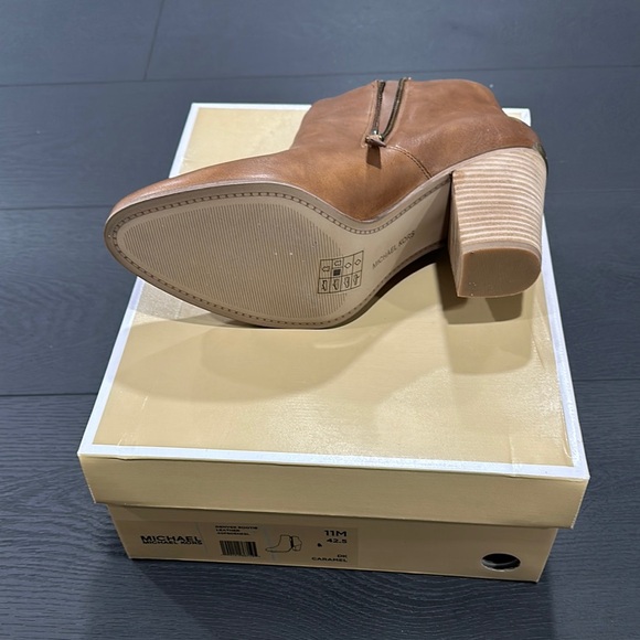 Michael Kors Women's Brown Ankle Boots - Picture 3 of 3